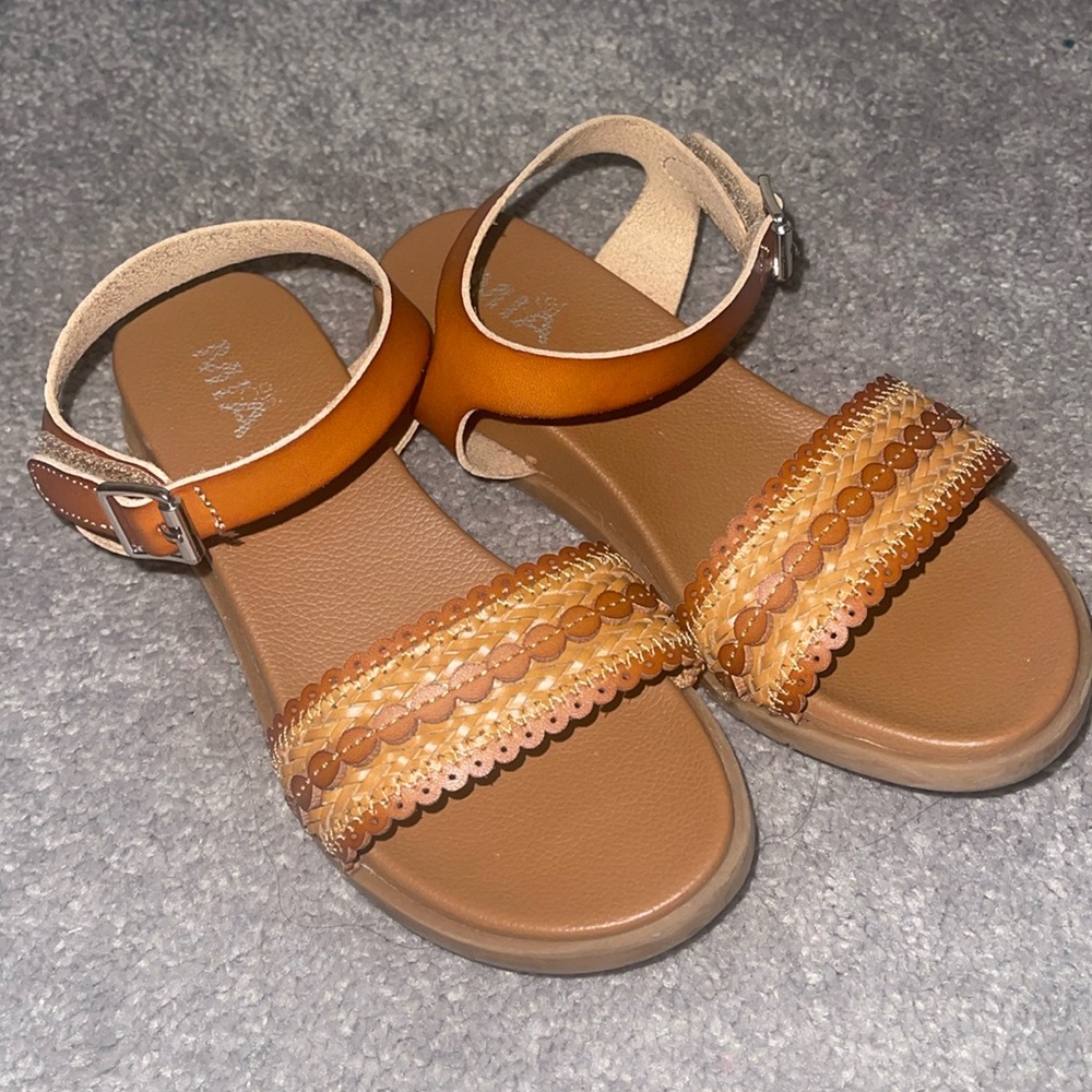 Girl sandals